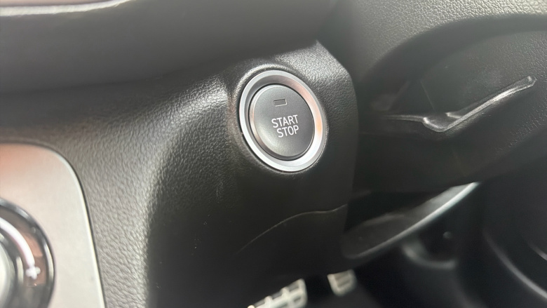 Hyundai KONA 100kW Premium 39kWh 5dr Auto Electric Hatchback